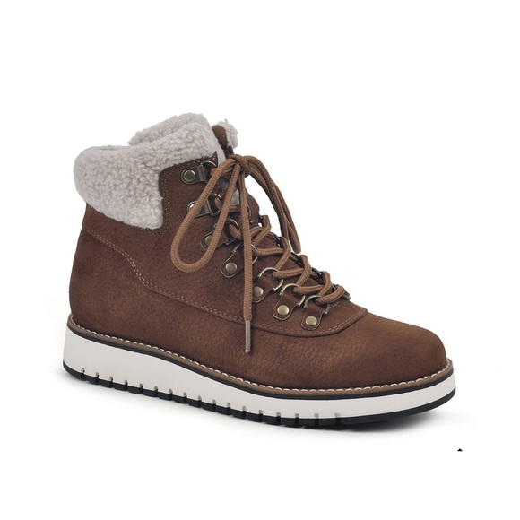 WHITE MOUNTAIN Bootie - Picture 1 of 11